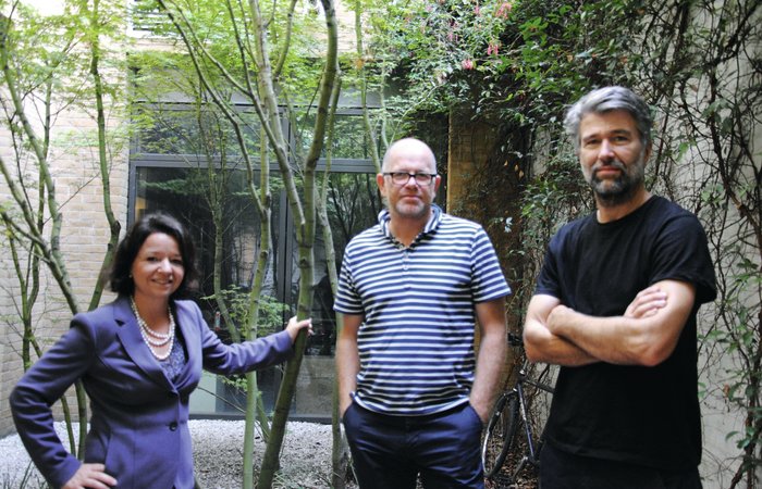 Lloyd, Pearson und Barbara Benz